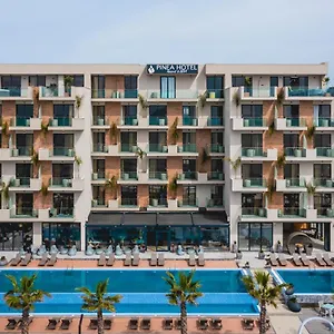 Pinea & Spa Albánie