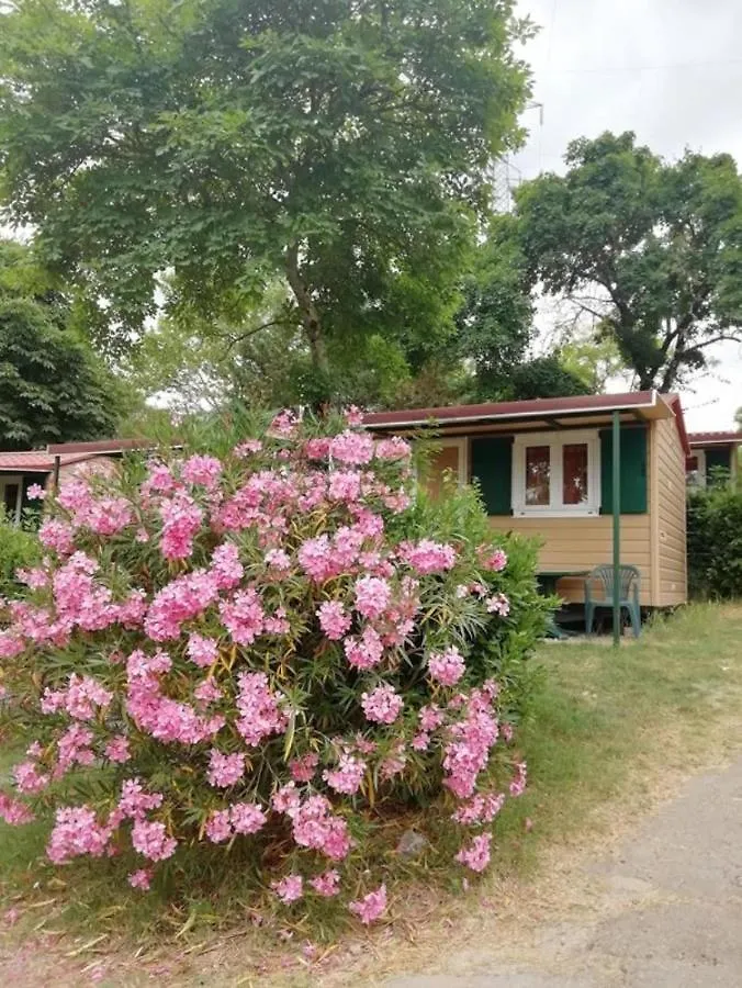*** אתר קמפינג אימפרונטה Hu Firenze Certosa Camping In Town איטליה